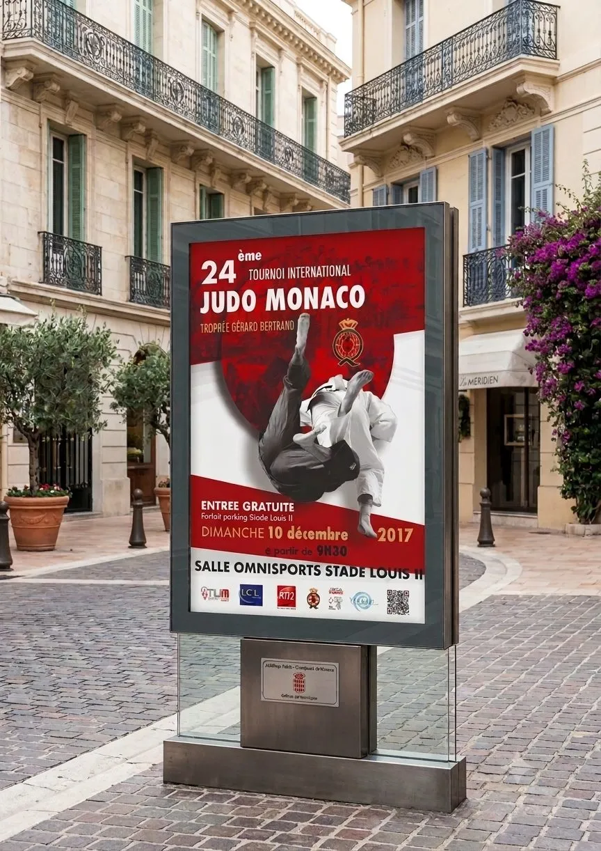 Affiche TijM sur un panneau urbain à Monaco